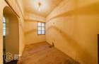 4 Camere la casă, 215mp+261mp teren, str Preparandiei - 26