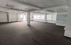 Spatii birouri/servicii - 34