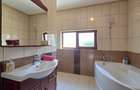Casa P+M in Lazu - 4 camere - 300mp teren - 26