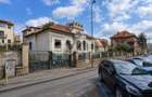 Casă cu arhitectură deosebită, 842 mp și teren de 1.048 mp – Brașov