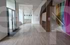 Spatiu comercial Parter+Mezanin zona Unirii - 1