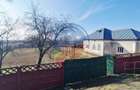 Casa Bradesti  teren  intravilan 7952 mp  deschidere 33 m la DE 70