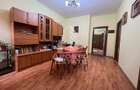 Apartament cu 3 camere, semidecomandat,situat in zona Centrala - 1