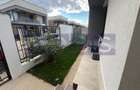 VANZARE CASA 3 CAMERE | ZONA AVIATORILOR- COMUNA BERCENI - 13