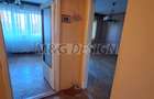 Etaj 2,  str Aries -Spitalul Judetean 3 camere - 3