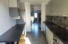 3  camere  /prima inchiriere/13  Septembrie/vis  a vis  de  Catedrala - 5