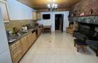 Vila tip duplex, zona Democratiei - 2