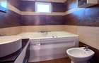 Inchiriere Apartament 4 camere, bloc 2008, parcare, Hotel Royal, Bradet - 7