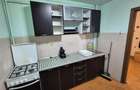Inchiriez apartament doua camere in Micalaca zona 300