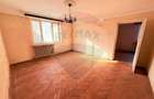 Casă de vanzare cu curte | 4 camere | Zona Gorjului | Teren generos - 6