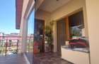 Apartamnet 3 camere  cu curte - 2