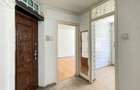 3 camere | decomandat | 5 min metrou 1 Decembrie | COMISION 0% - 17