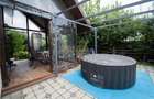VILA MOBILATA si UTILATA- jacuzzi ,piscina incalzita - 4