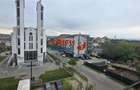 Apartament de vanzare cu 3 camere,2 balcoane si 2 bai - 9