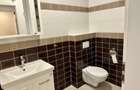 Inchiriez apartament cu trei camere superutilat - 10