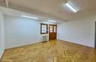 Cladire 672 mp + teren 1092 mp de inchiriat, Campina