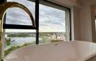Penthouse cu 4 camere // terasă 70 mp / 200 mp / 3 parking / Straulesti
