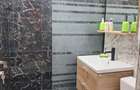 Delfinariu, 2 camere decomandate, gaze, 350 Euro termen lung
