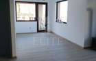 Apartament 3 camere în zona SEMICENTRAL