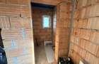 Duplex cu 3 camere | interior la rosu | 86.7 mp utili | Mosnita Veche