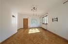 Închiriez 3 camere, Centrul Istoric, Brașov - 12