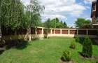 Individual villa for rent with 700 sq. m garden - 1