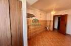 Apartament cu 3 camere  de vânzare – Calea lui Traian - Zona Nord - 3