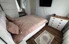Vând apartament cu două camere, decomandat, în complex Contemporan, Păcurari. - 9
