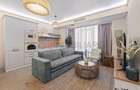 Titanic White, apartament lux, vedere frontala la mare