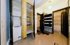 Închiriez apartament 3  camere - 3