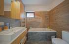 Vilă modernă, cu garaj, panouri și pompă de căldură, Cristian - 8