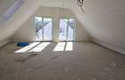 Apartament 4 Camere, Bloc Nou/Mansarda, P-ta Republicii, 7 Noiembrie - 5