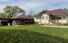Gospodărie de vanzare, situată în Asuajul de Sus, cu teren generos de 8126 - 3