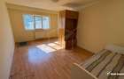 Apartament 2 camere, Plopilor, etaj 1, camere decomandate, centrala proprie !