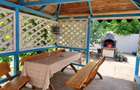 Casa de vacanta sau de locuit, Lazu, 580 mp teren, 117900 euro - 2