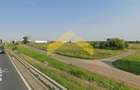 De vanzare teren intravilan 4,9 ha la coborare de pe autostrada spre Zadareni - 2