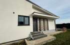 REV2004395 Casa parter tip duplex Tunari