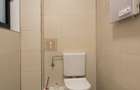 Încălzire în pardoseală, baia are fereastra. Loc parcare privat - 17