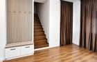 Casa de inchiriat cu 4 camere, complet mobilata, terasa si balcon - 2