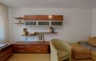 2 cam decom metrou Dristor, et.2/10, de închiriat 500 Eur mobilat, proprietar - 1