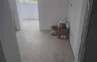 Decomandat cu 2 bai la etajul 2  renovat - 1