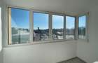 Renovat! Apartament 2 camere  in zona Coresi/ Lidl Independetei - 2