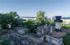 Vand fostul BAR ORIENT din MAMAIA avand teren 4371m, langa Vila Regala ( Regina