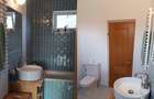 Casă de vânzare cu teren 35 ari în satul Prislop, comuna Boiu Mare, Maramureș - 3