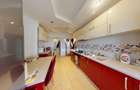 Apartament in zona centrala, la cheie, mobilat, utilat, et intermediar - 11