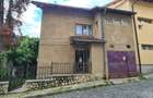 Casa Tip Vila - cu garaj - singur curte - Centru Istoric - 5