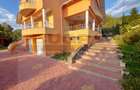Vila exclusivista 400 mp, teren 2400 mp - zona Faget