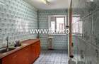 Apartament spațios de 3 camere, decomandat, langa metrou - 4