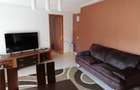 Apartament de vanzare cu 3 camere, zona Decebal - 2