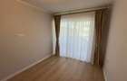 Apartament  3 camere,55 mp+ balcon 10 mp, zona Eroilor - 9